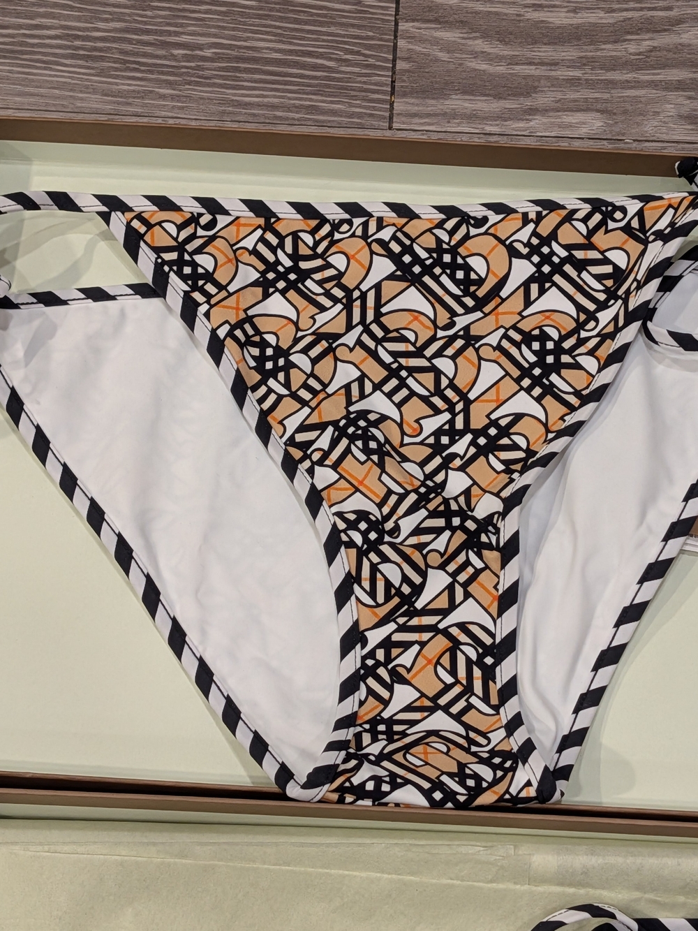 NWT Burberry Swimsuit Set Size XS - Picture 4 of 10